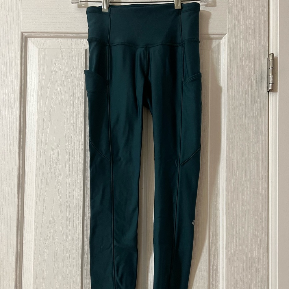 Lululemon Fast and Free High Rise Fleece Lining Leggings 28” size 4